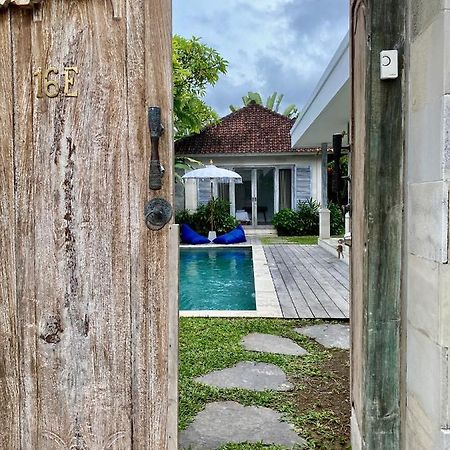 Villa Biru - 500m Batubelig beach Canggu  Bagian luar foto