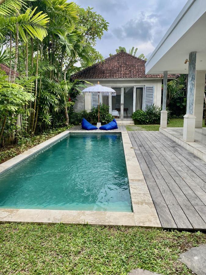 Villa Biru - 500m Batubelig beach Canggu  Bagian luar foto