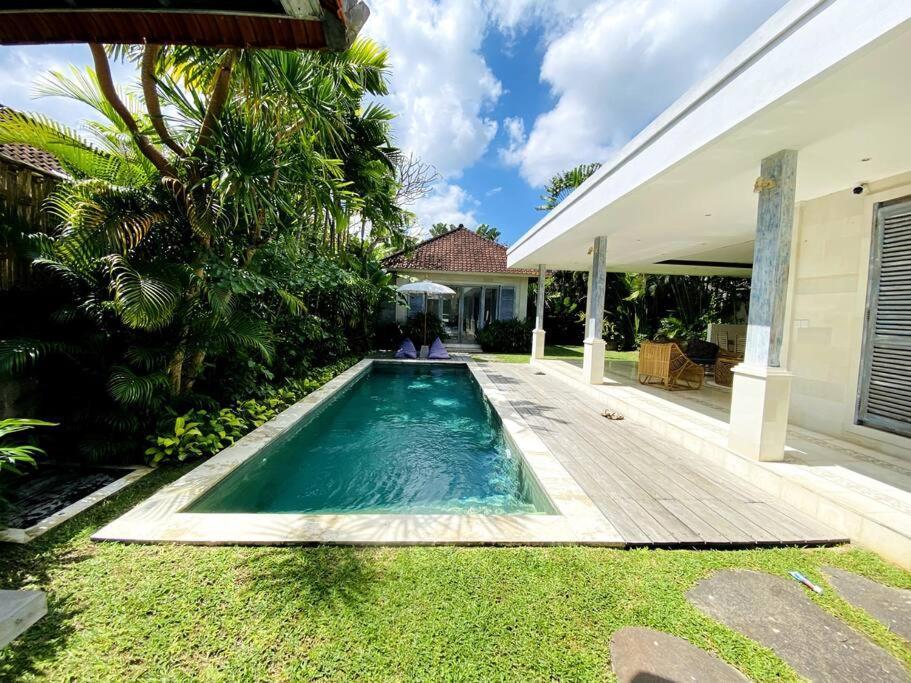 Villa Biru - 500m Batubelig beach Canggu  Bagian luar foto